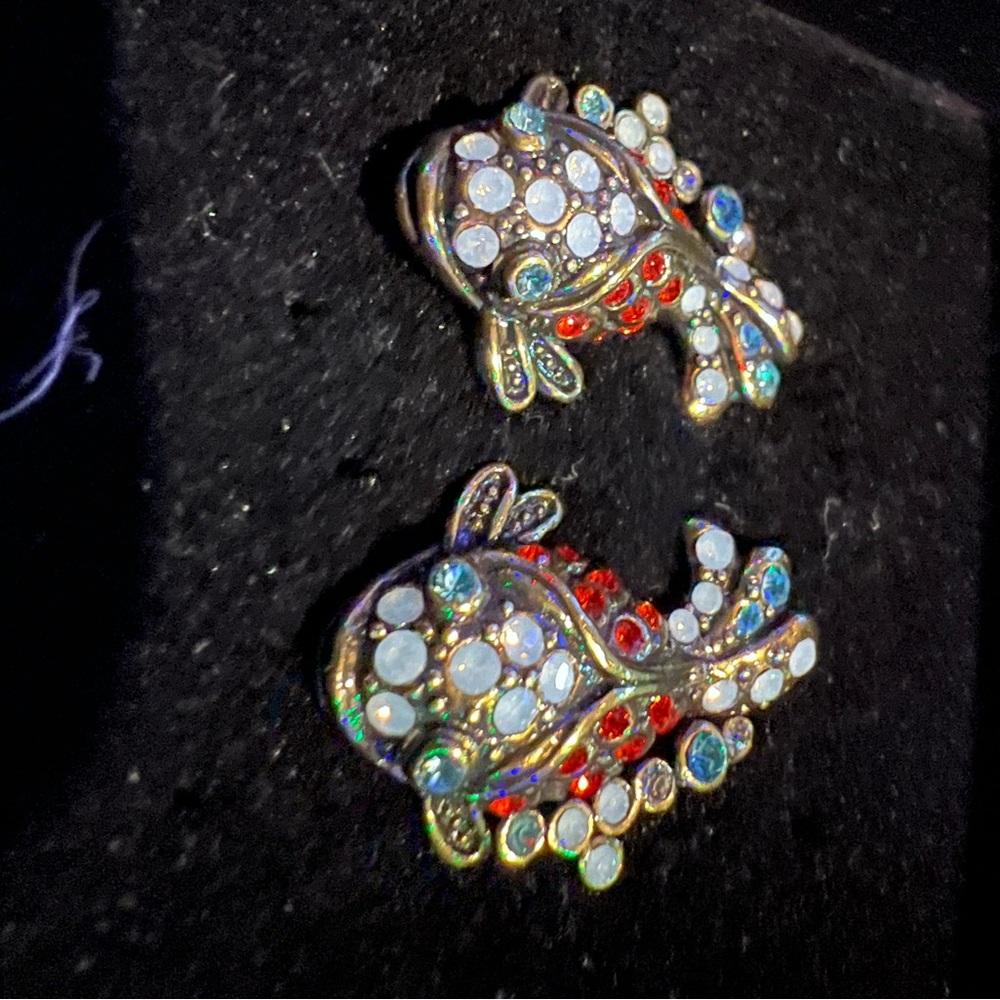 HEIDI DAUS Colorful Rhinestone Fish Brooch Set